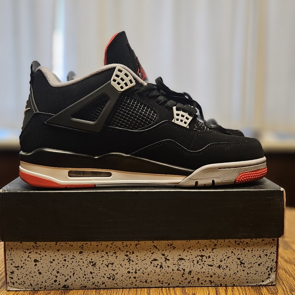 New Jordan Retro Bred 4 Men's Size 13 Shoes - Picture 4 of 13
